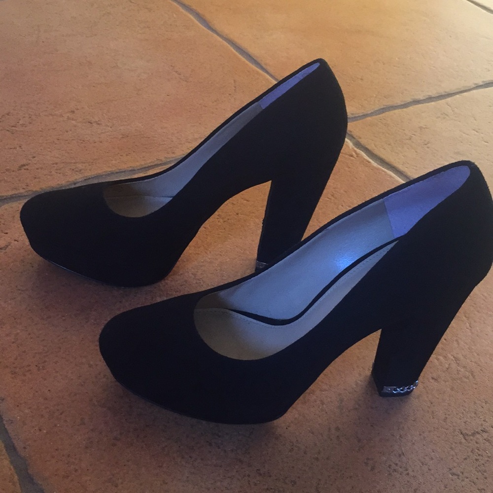 Michael Kors Sabrina Pump